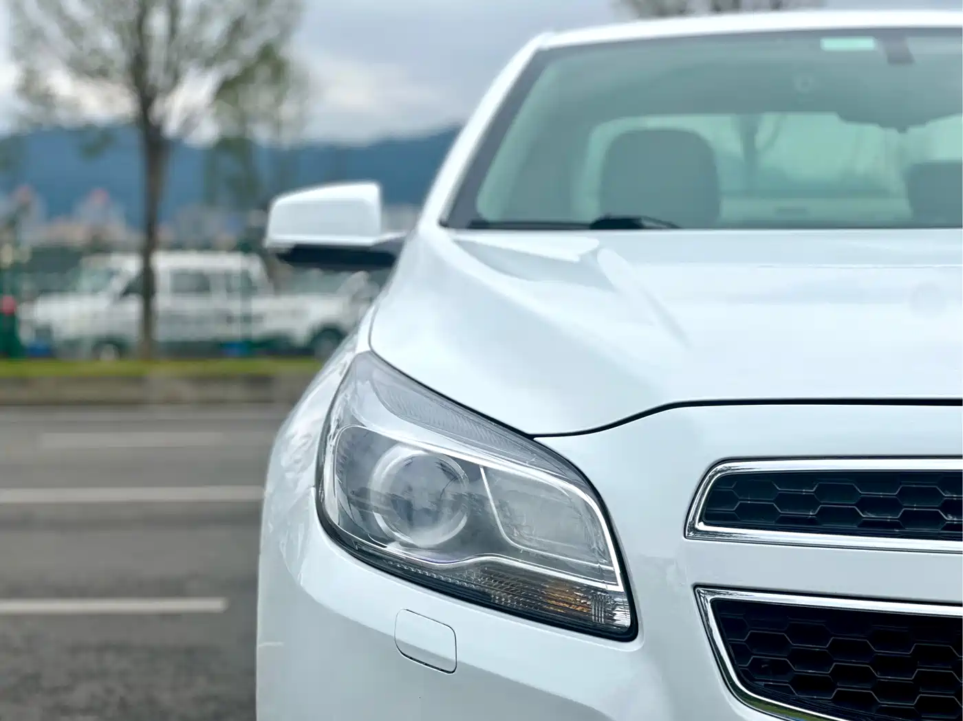 Chevrolet Malibu 2014 2.0L Automatic Luxury фото 14