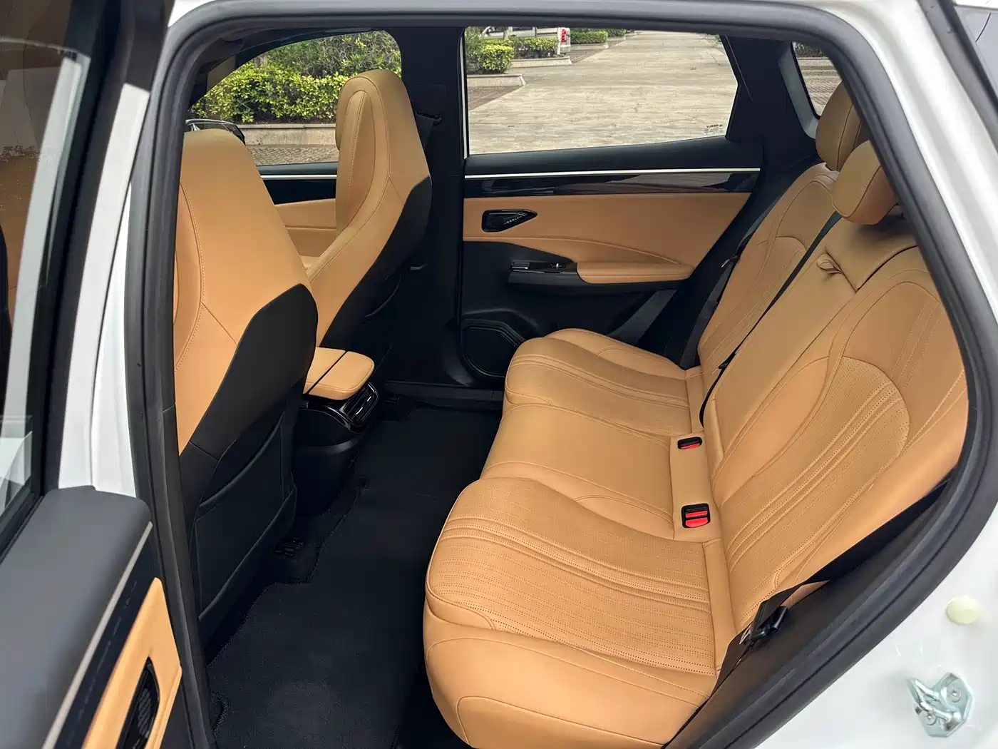 Geely Galaxy Galaxy L7 2024 1.5T 115km PLUS Soaring Dragon Edition фото 47