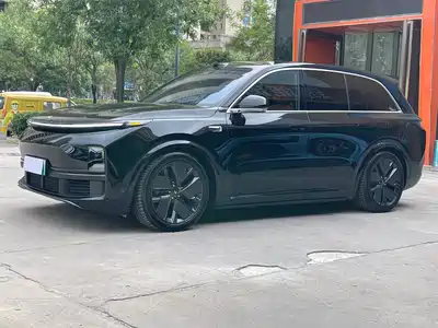 Li Auto L8
