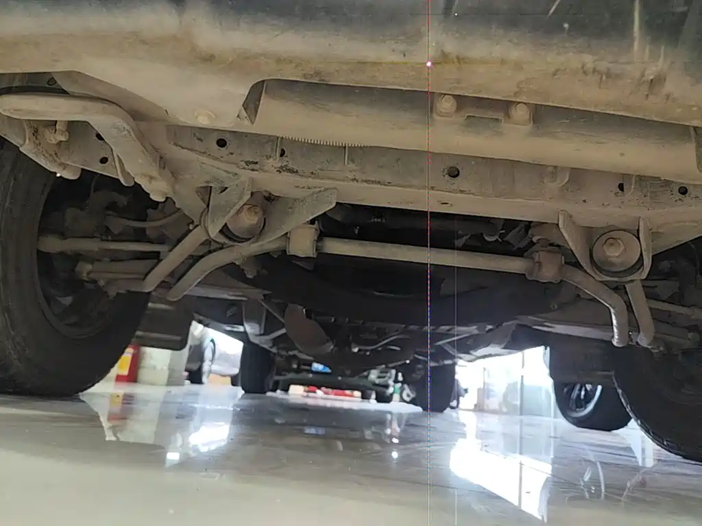 Jiangling Baodian 2018 2018 2.9T New Value 2WD Diesel Comfort Standard Cargo Box JX4D30B5L