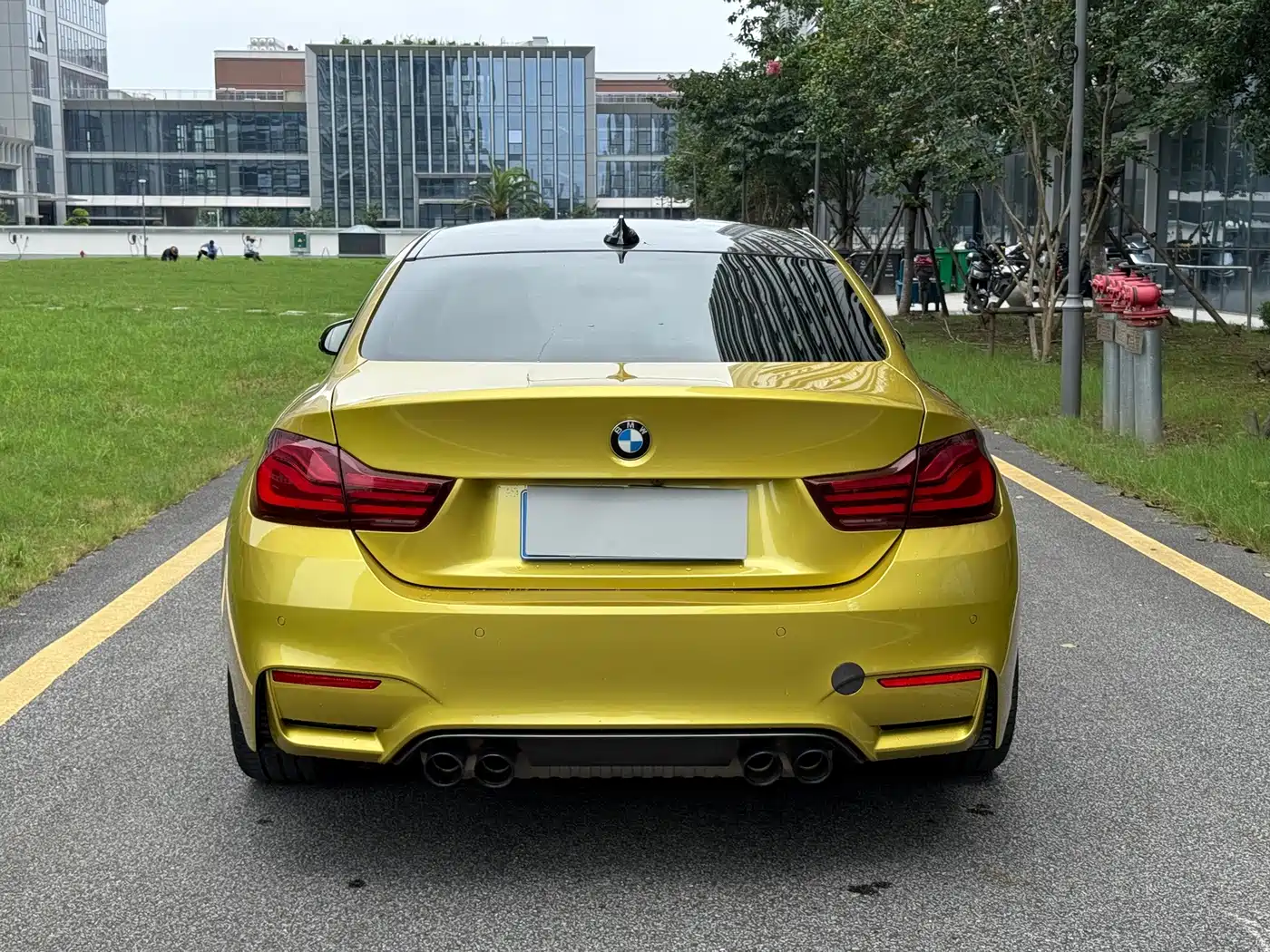 BMW M4 2019 2019 M4 Coupe Competition