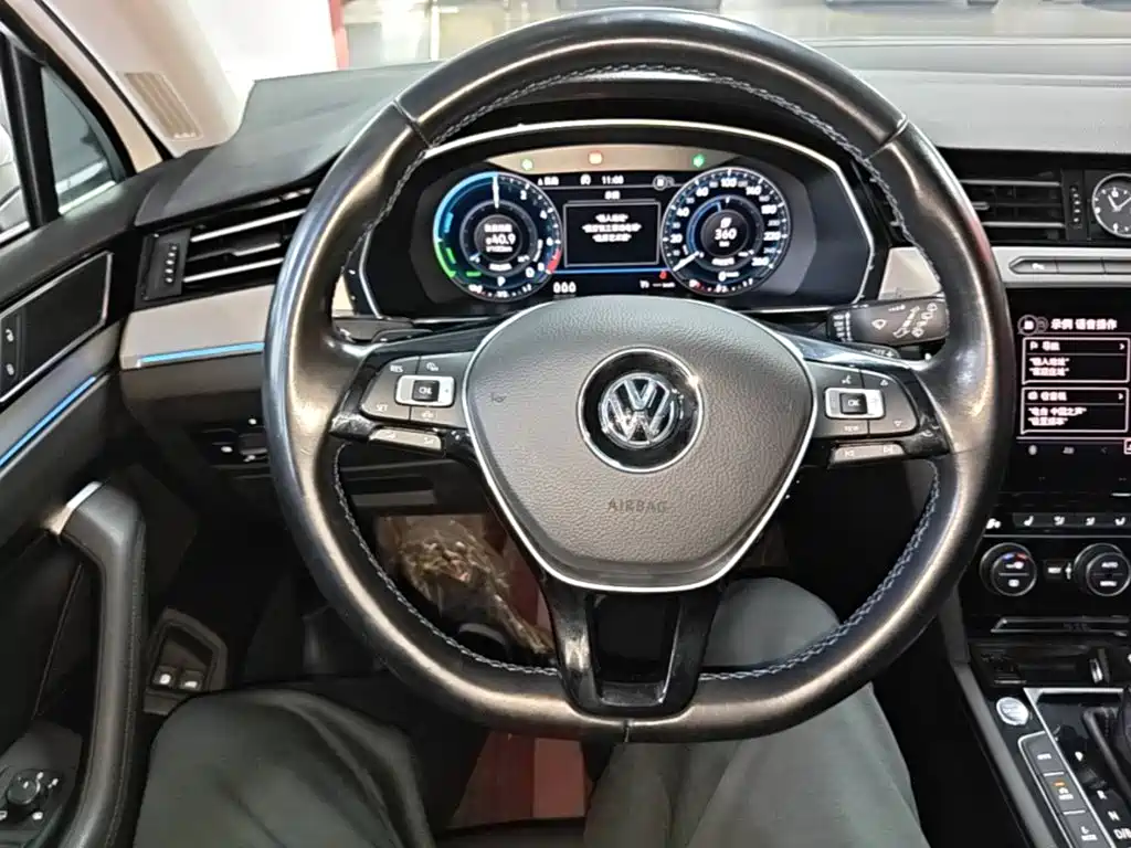 Volkswagen Variant New Energy 2020 2019 GTE