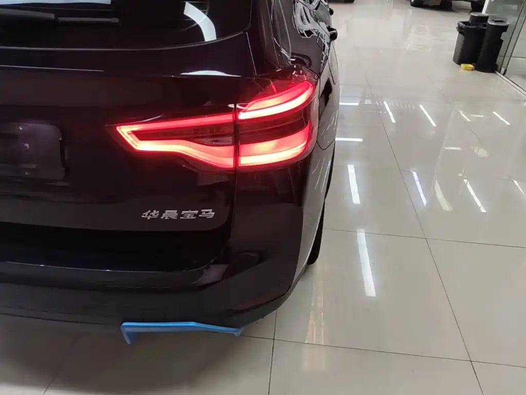 BMW iX3 2021 2021 Facelift Pioneer