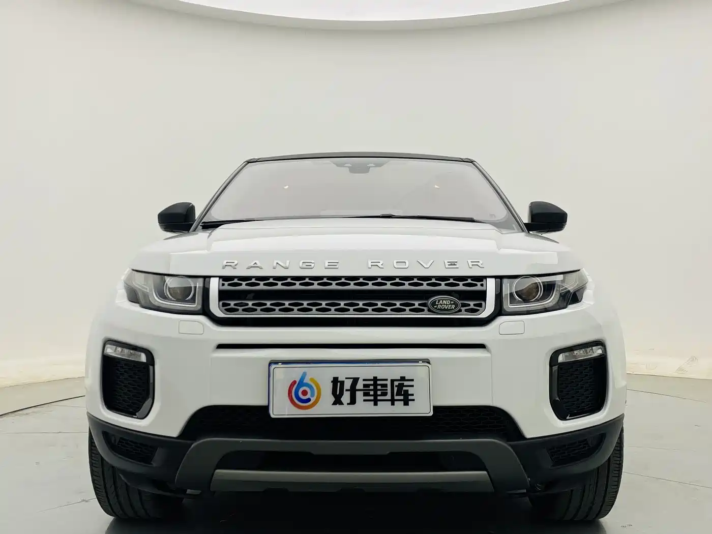 Land Rover Range Rover Evoque 2018 240PS SE Smart Edition фото 2