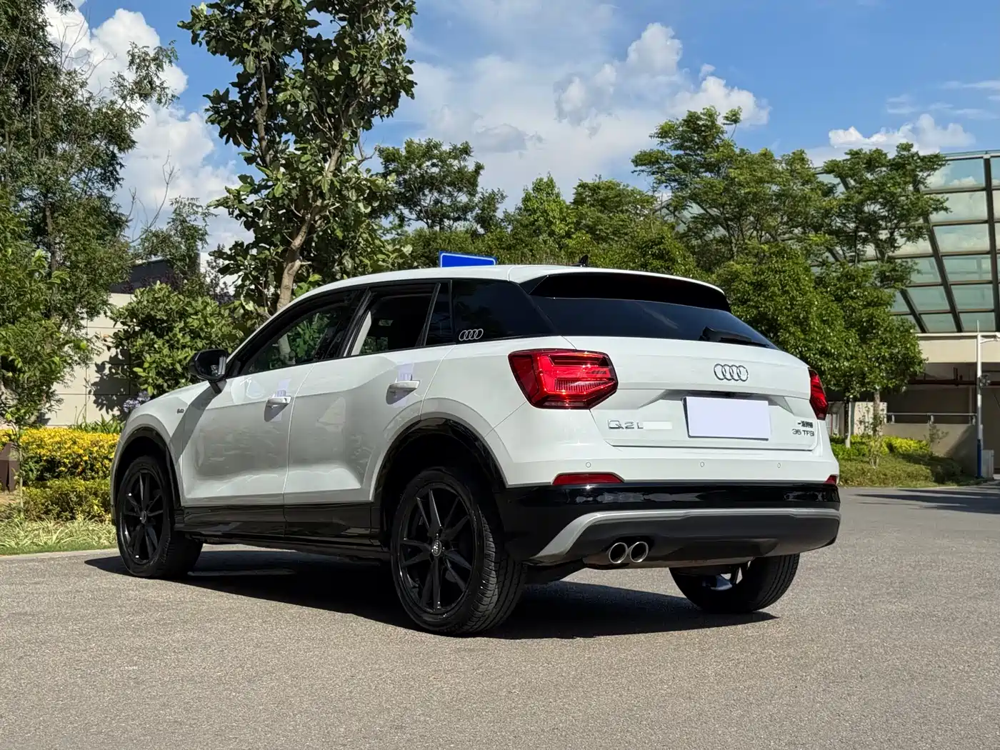Audi Q2L 2021 Model 35 TFSI Fashion Dynamic фото 5