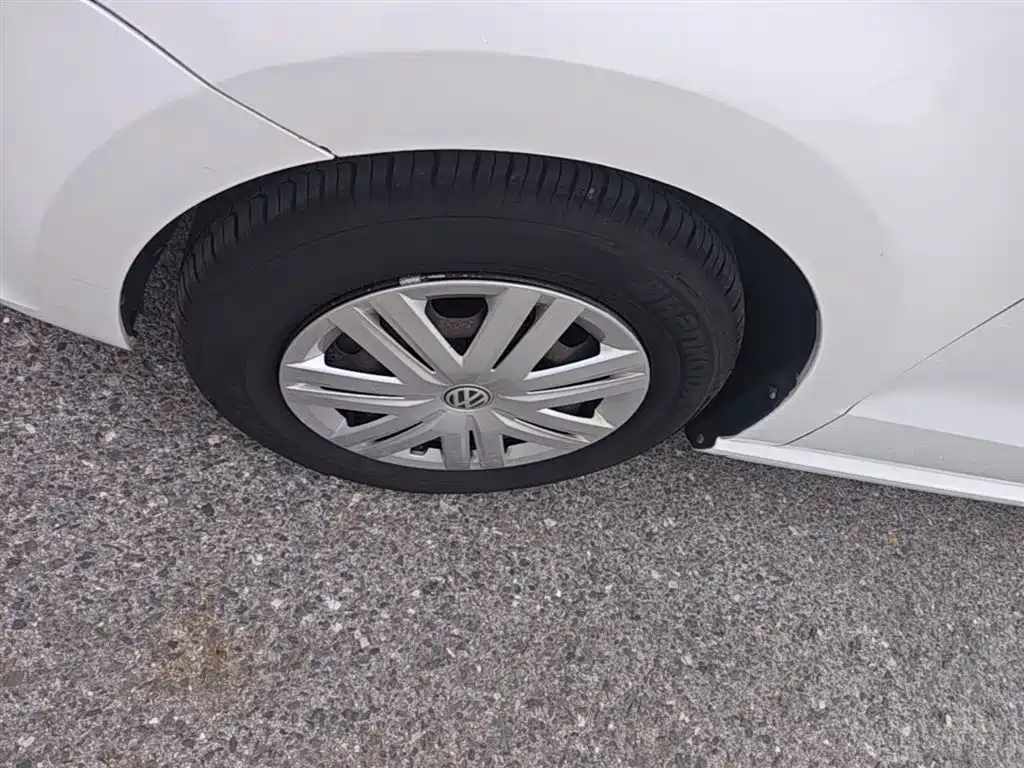 Volkswagen Polo 2018 1.5L Auto Safe Drive фото 23