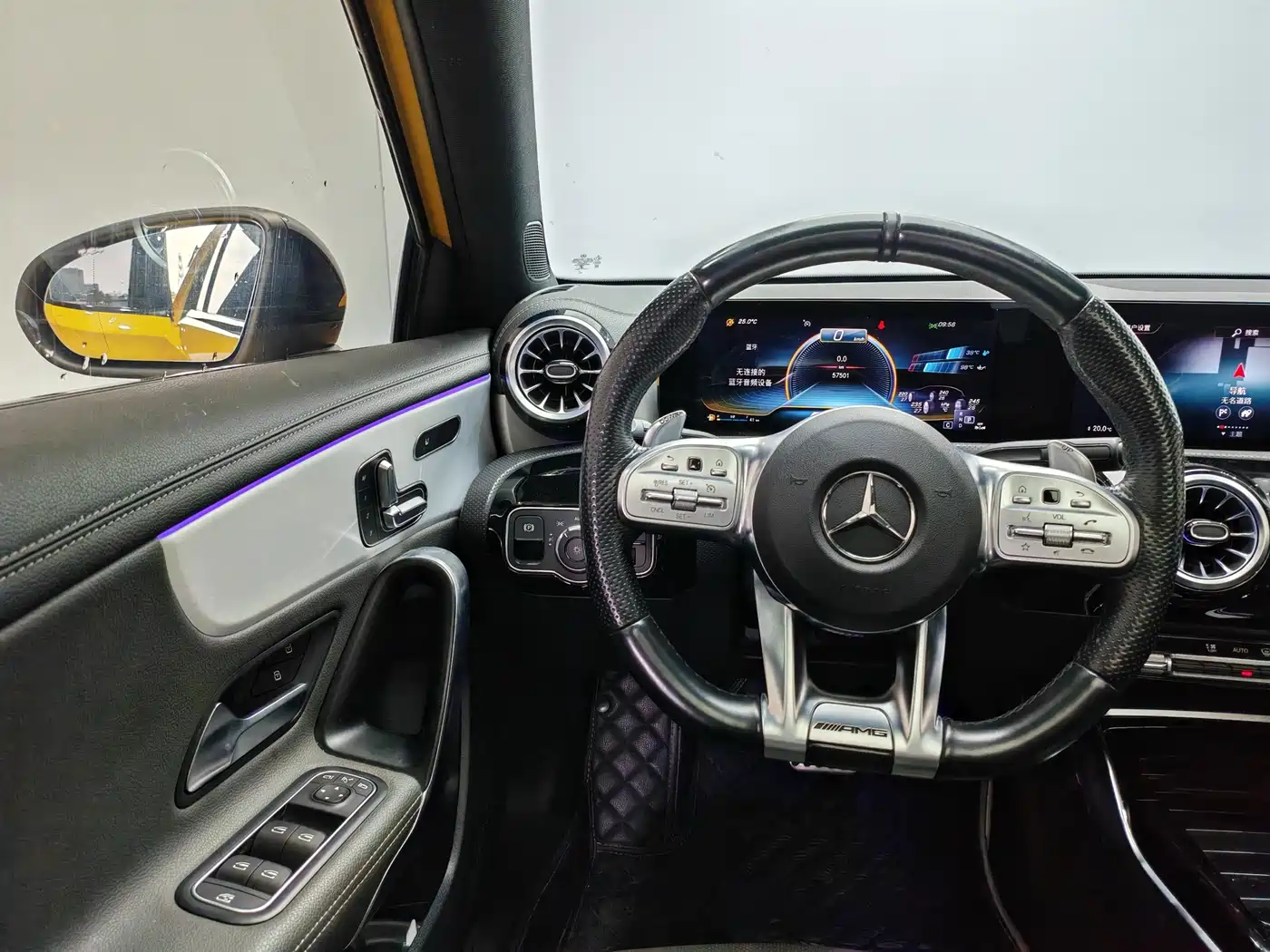 Mercedes-Benz A-Class AMG (Import) 2023 AMG A 35 4MATIC Sun Edition фото 9