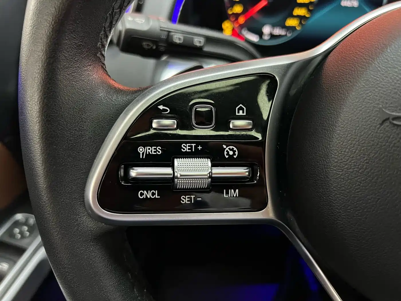 Mercedes-Benz GLB 2023 GLB 220 Style фото 20