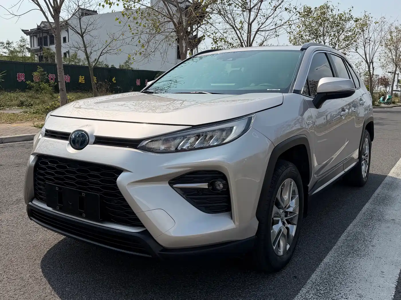 Toyota Wildlander 2020 Hybrid 2.5L E-CVT AWD Luxury Edition