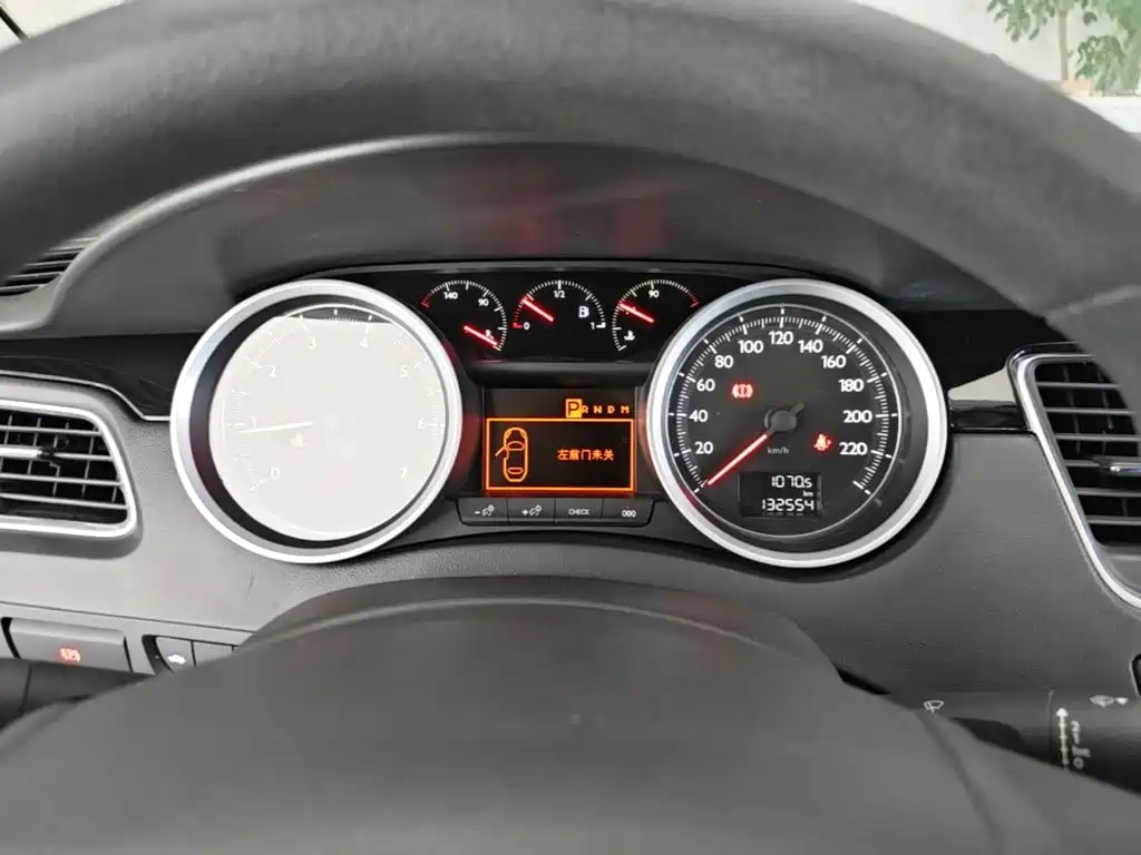 صورة 12 - Peugeot 508