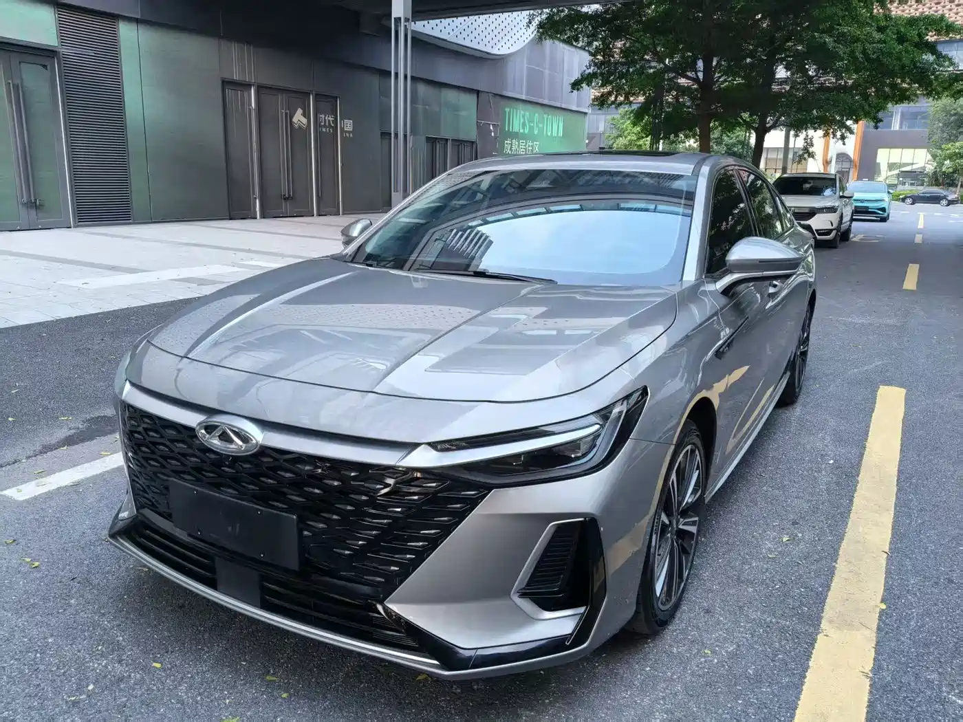 Chery Arrizo 8