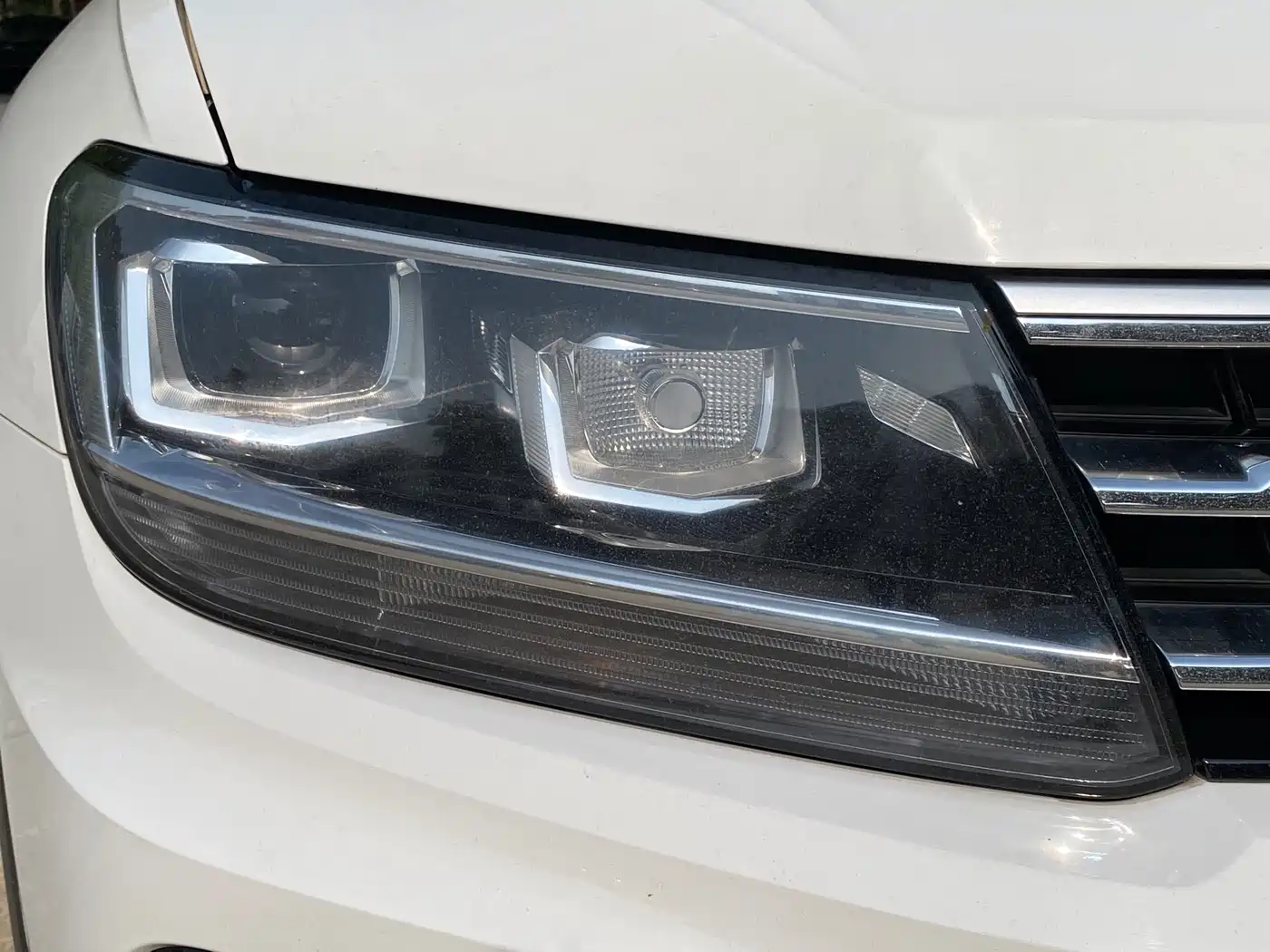 Volkswagen Tiguan L 2021 330TSI Automatic 2WD R-Line Premium фото 7