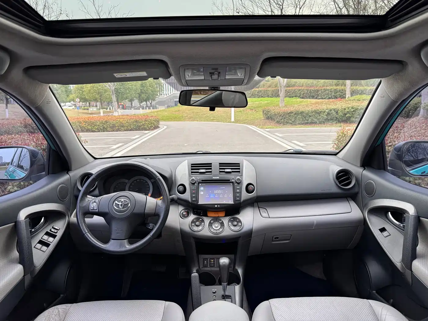 Toyota RAV4 Rongfang 2009 2.4L Automatic Luxury Edition фото 13