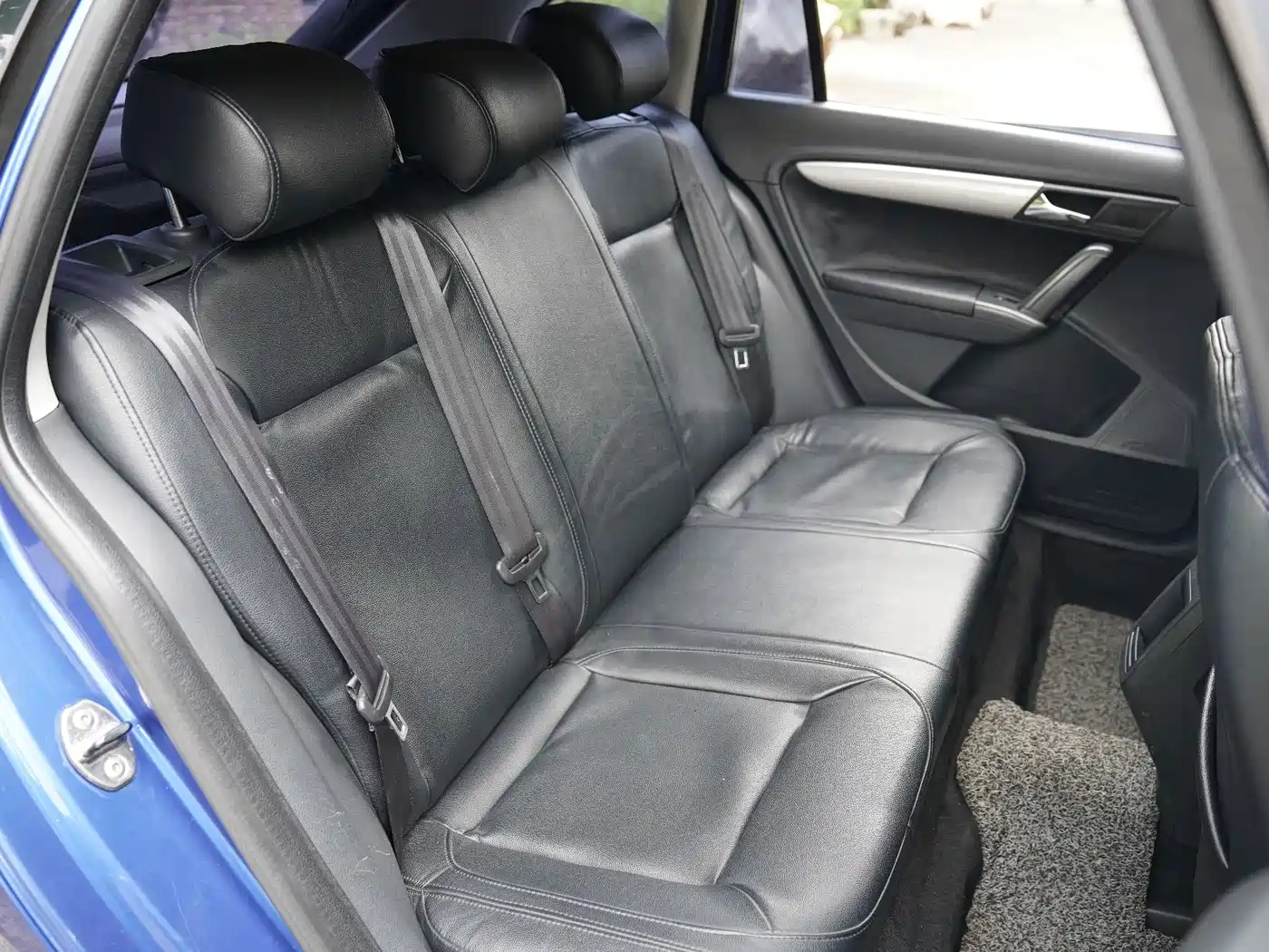 Volkswagen Lavida Tour 2013 1.6L Automatic Trend Style фото 19