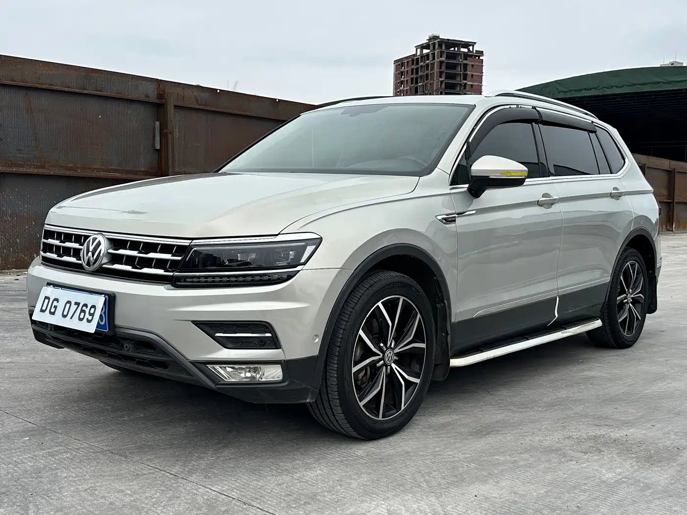 Volkswagen Tiguan L 2017 380TSI Automatic 4WD Flagship Edition