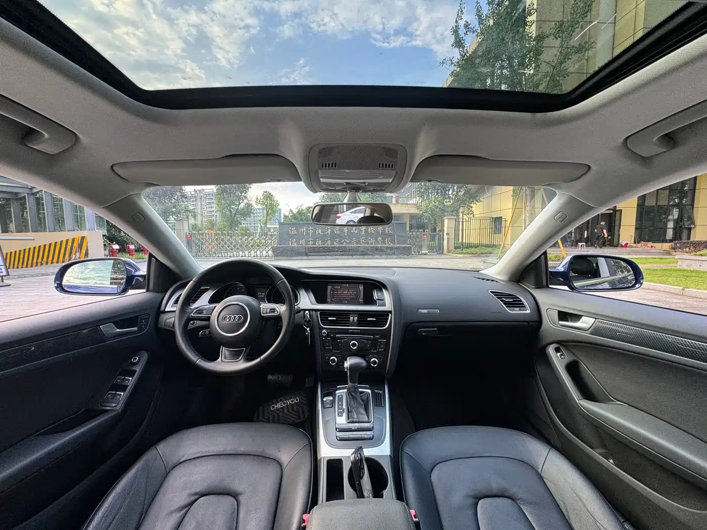Audi A5 (Import) 2012 2.0TFSI Sportback фото 8