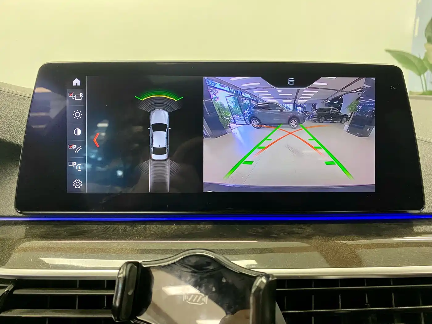BMW 5 Series 2019 525Li M Sport Package фото 8