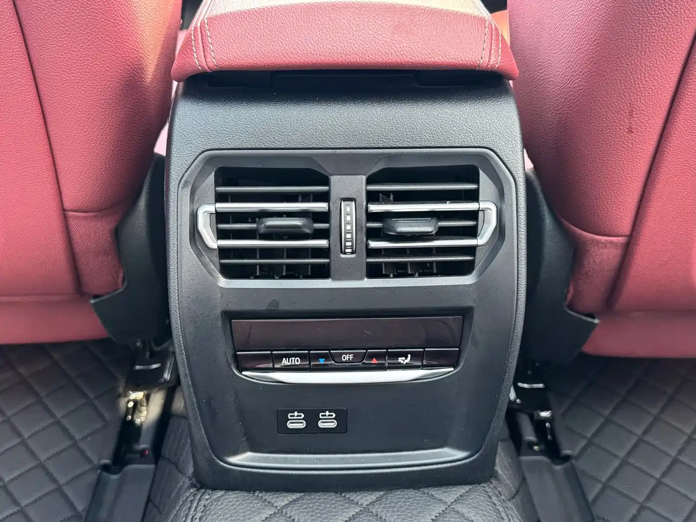 BMW i3 2024 eDrive 35 L фото 11