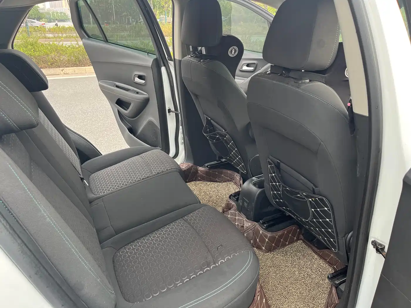 Chevrolet Trax 2014 1.4T Manual 2WD Comfort фото 16