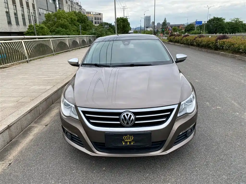 Volkswagen FAW-Volkswagen CC 2012 1.8TSI Luxury фото 4