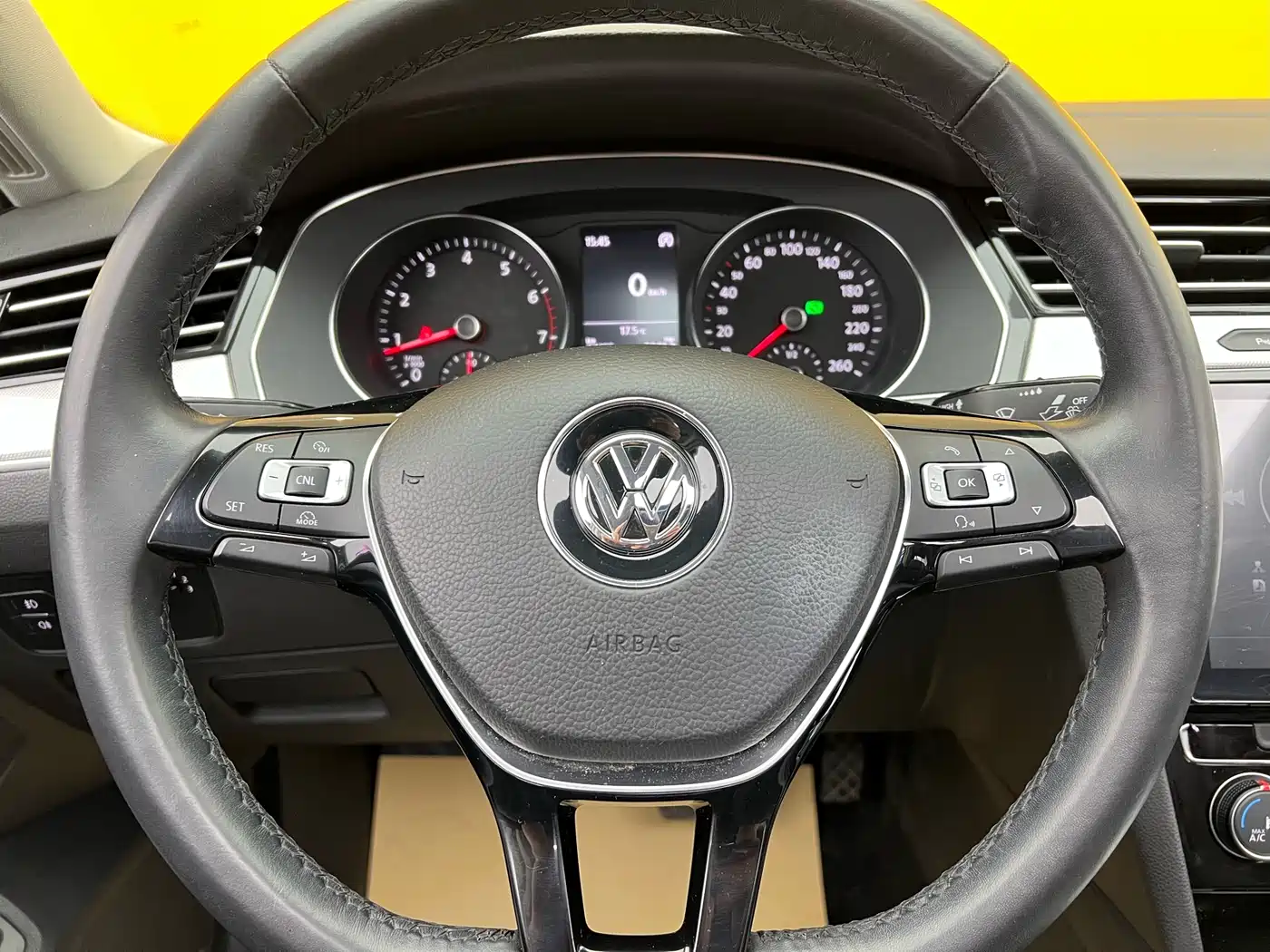 Volkswagen Magotan 2017 330TSI DSG Leading фото 11