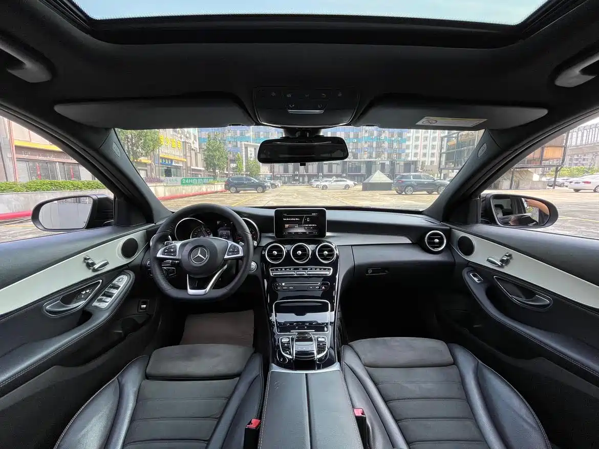 Mercedes-Benz C-Class 2017 Facelift C 200 Sport Edition фото 4