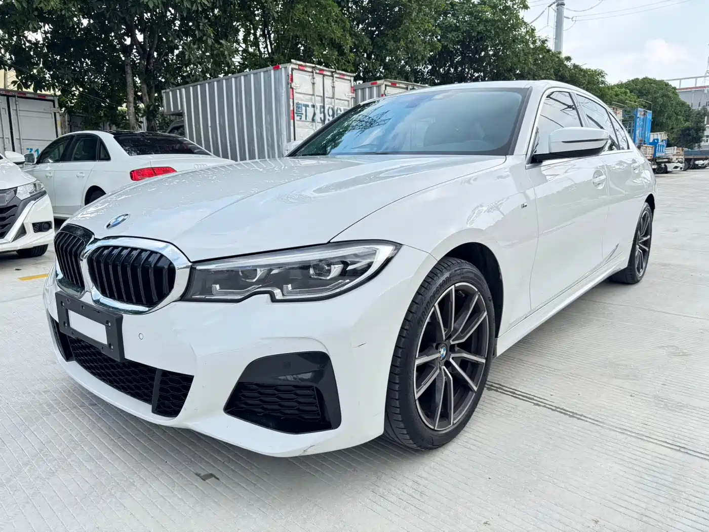 BMW 3-SERIES