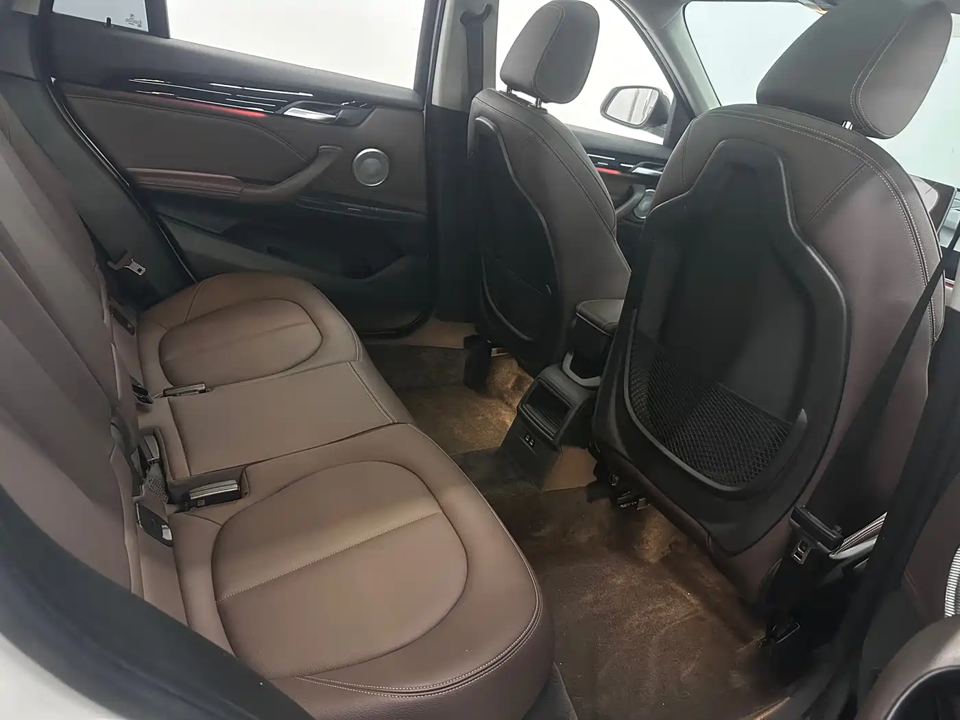 BMW X1 2022 sDrive20Li Fashion фото 9