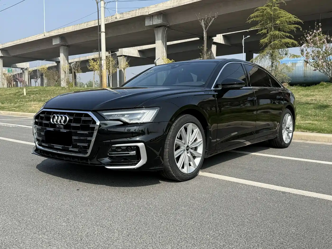 Audi A6L 2024 45 TFSI Premium Dynamic фото 3