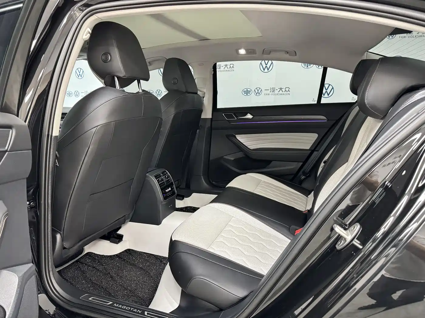 Volkswagen Magotan 2026 2026 Model 30 Million Special Selection 380TSI DSG Luxury