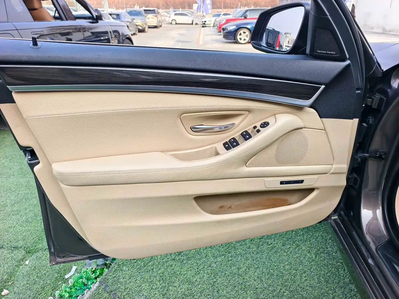 BMW 5 Series 2013 530Li Luxury фото 6