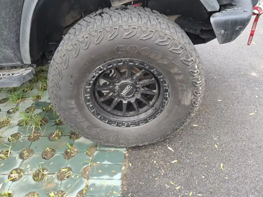 Ford Bronco 2025 2024 2.3T Badlands