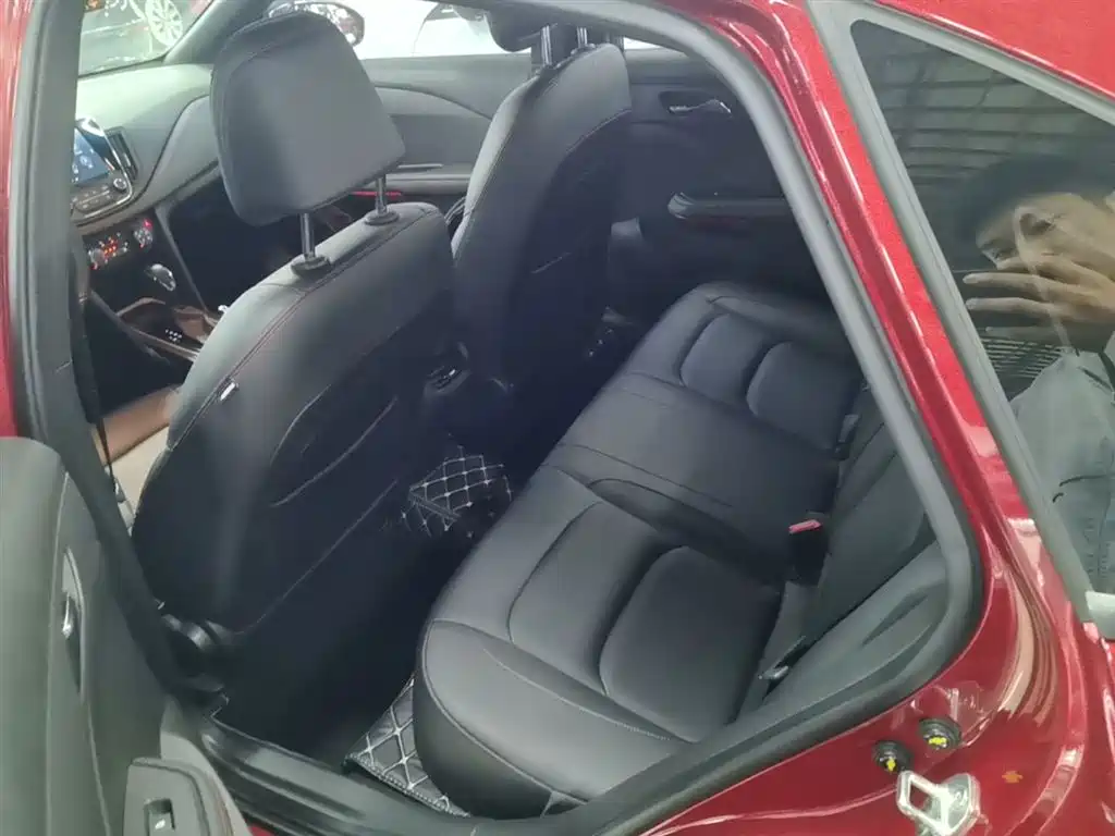 Chevrolet Monza 2019 RS 330T Auto Smooth Edition China VI фото 17