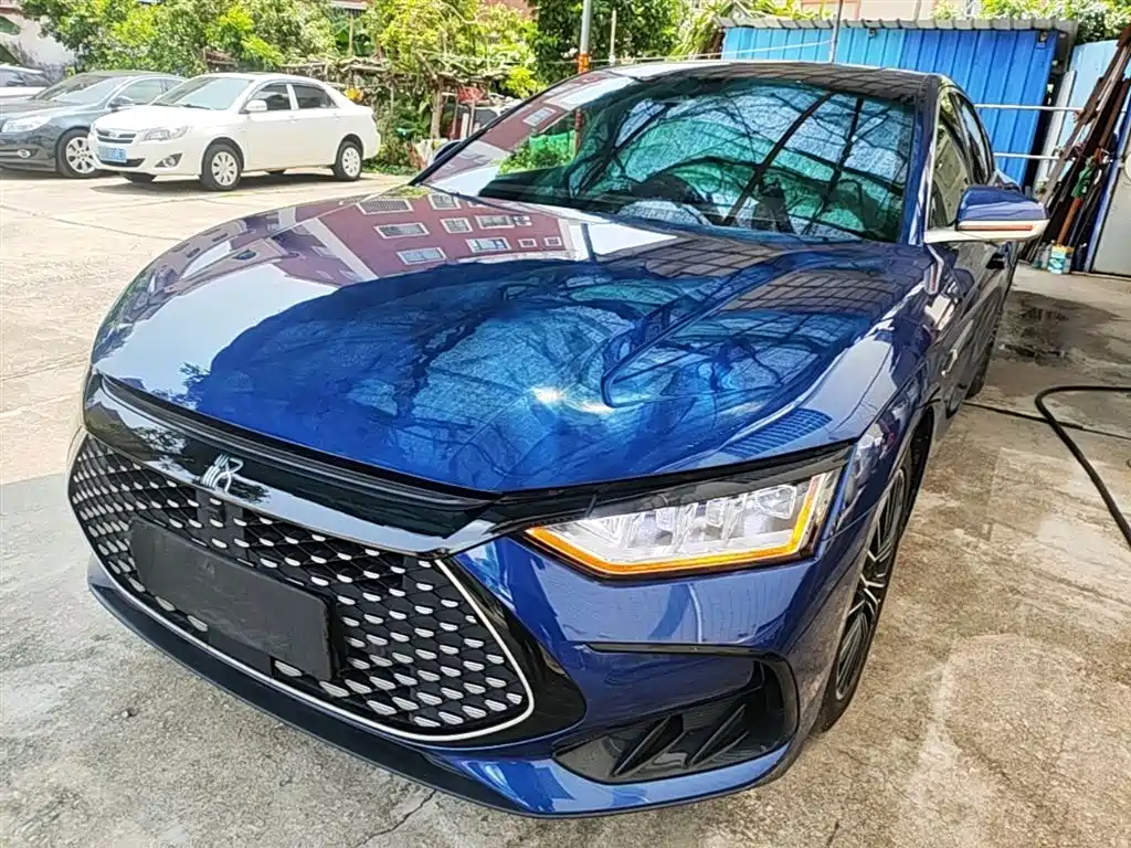 BYD Han 2022 DM-i 121KM Premium Edition