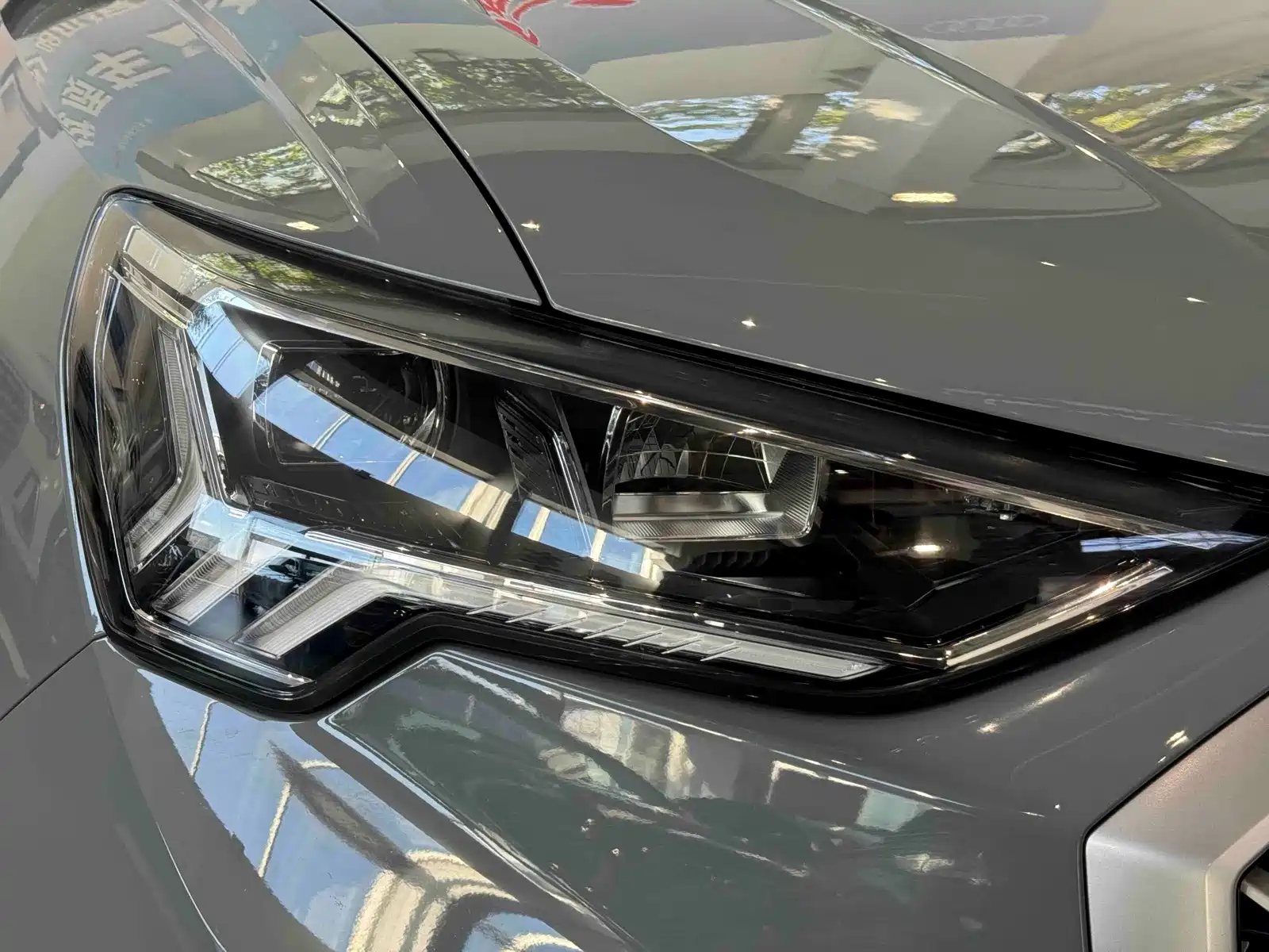 Фото 10 - Audi Q3