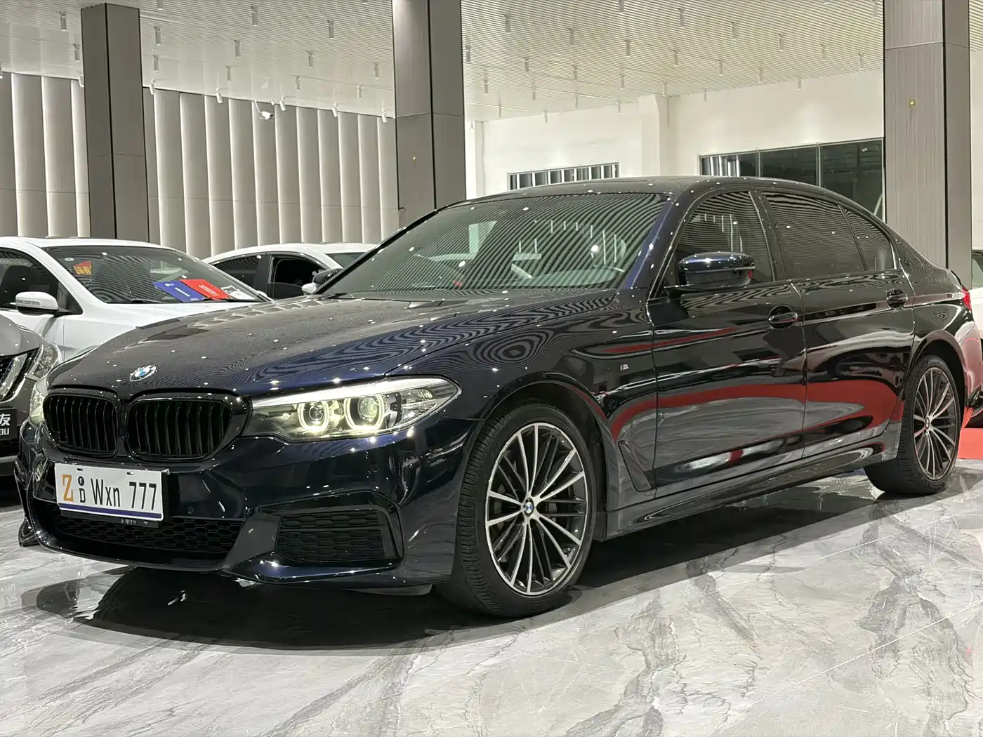 BMW 5 Series 2019 530Li Leading M Sport Package фото 2