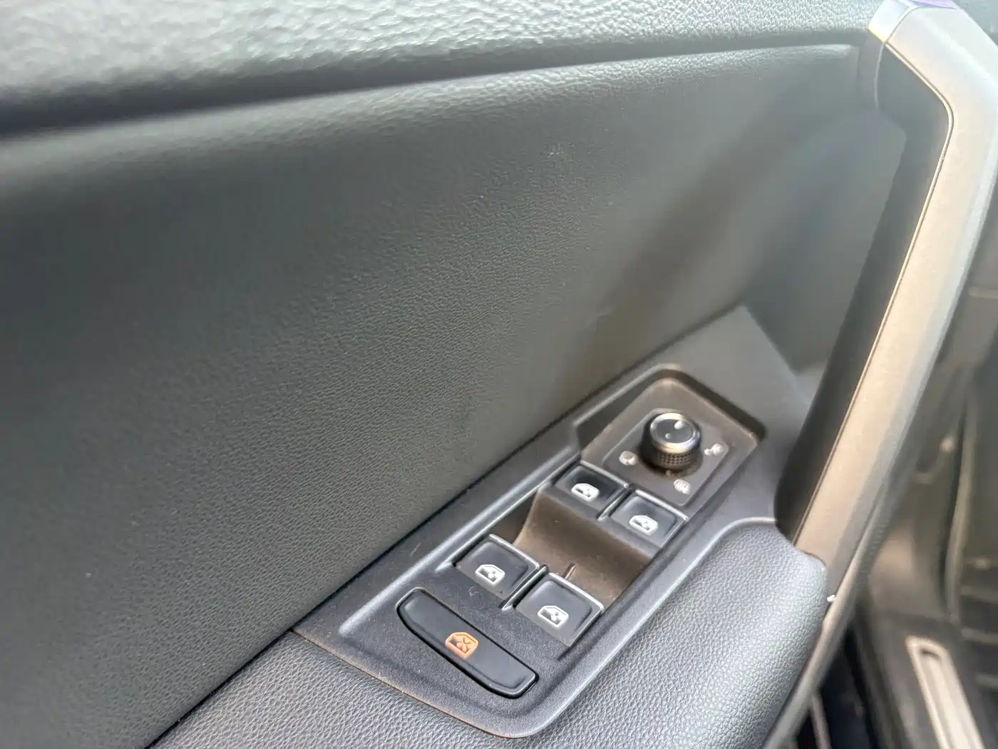 Volkswagen Tayron 2021 330TSI 2WD 30th Anniversary Edition фото 9