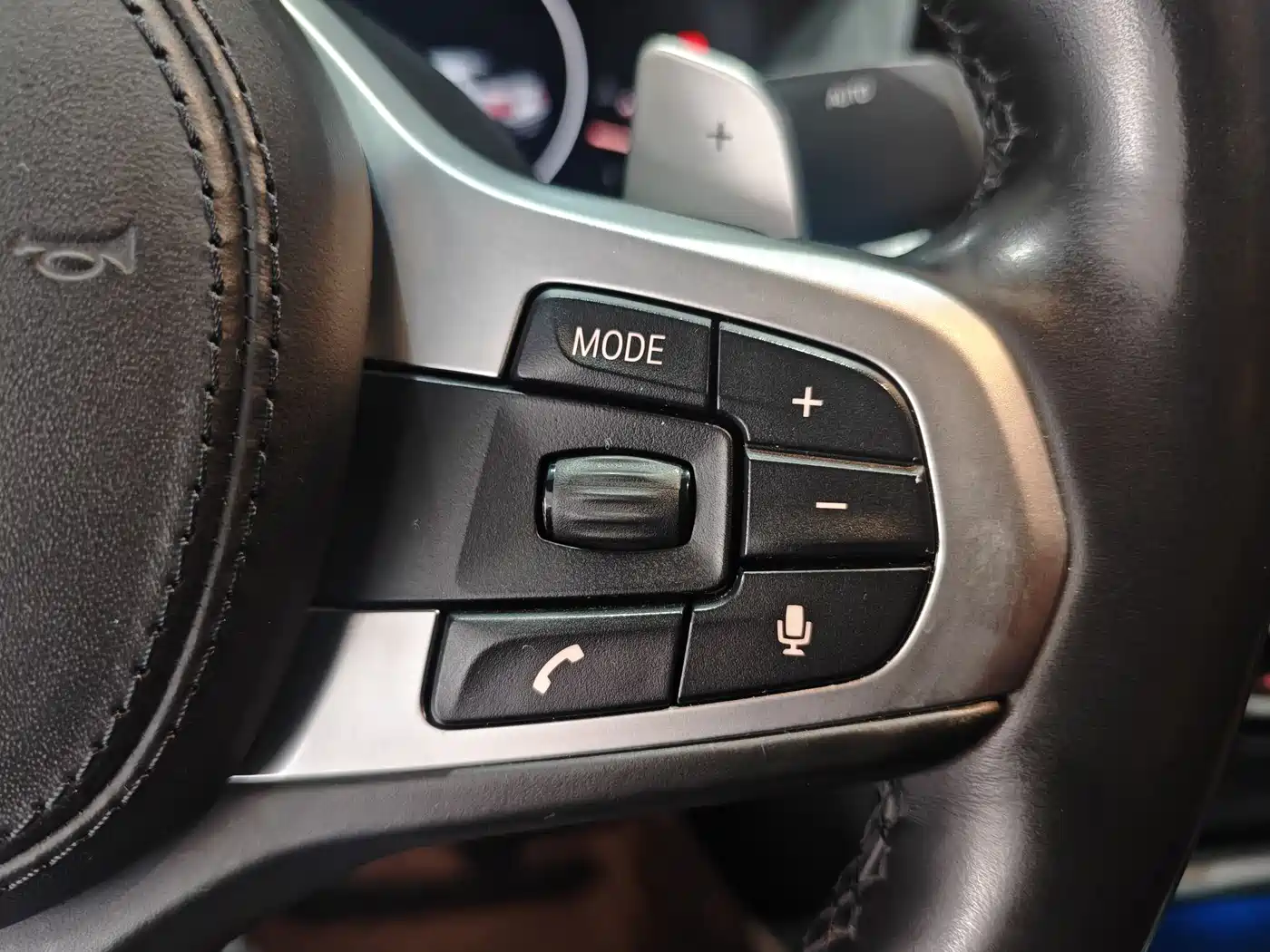 BMW 5 Series 2019 530Li Leading M Sport Package фото 12