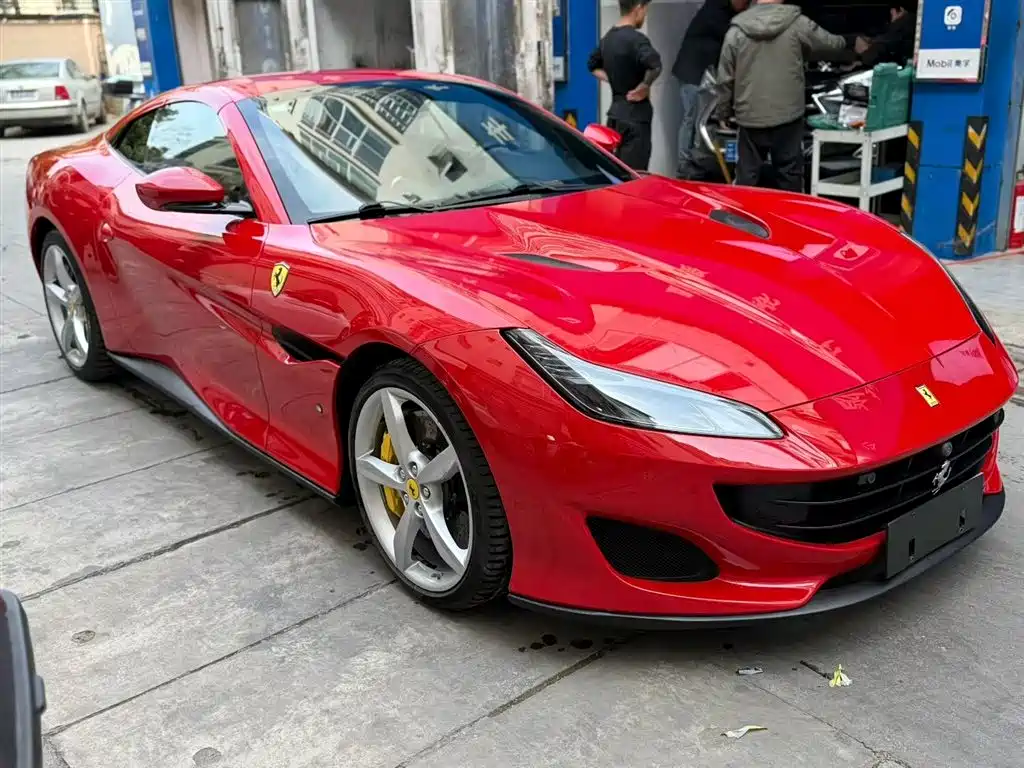 Ferrari Portofino 2019 2018 Model 3.9T