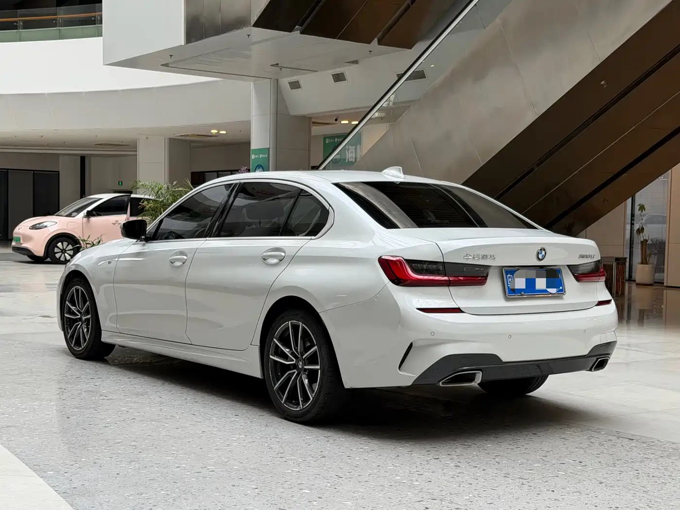 BMW 3 Series 2022 320Li M Sport Package фото 6