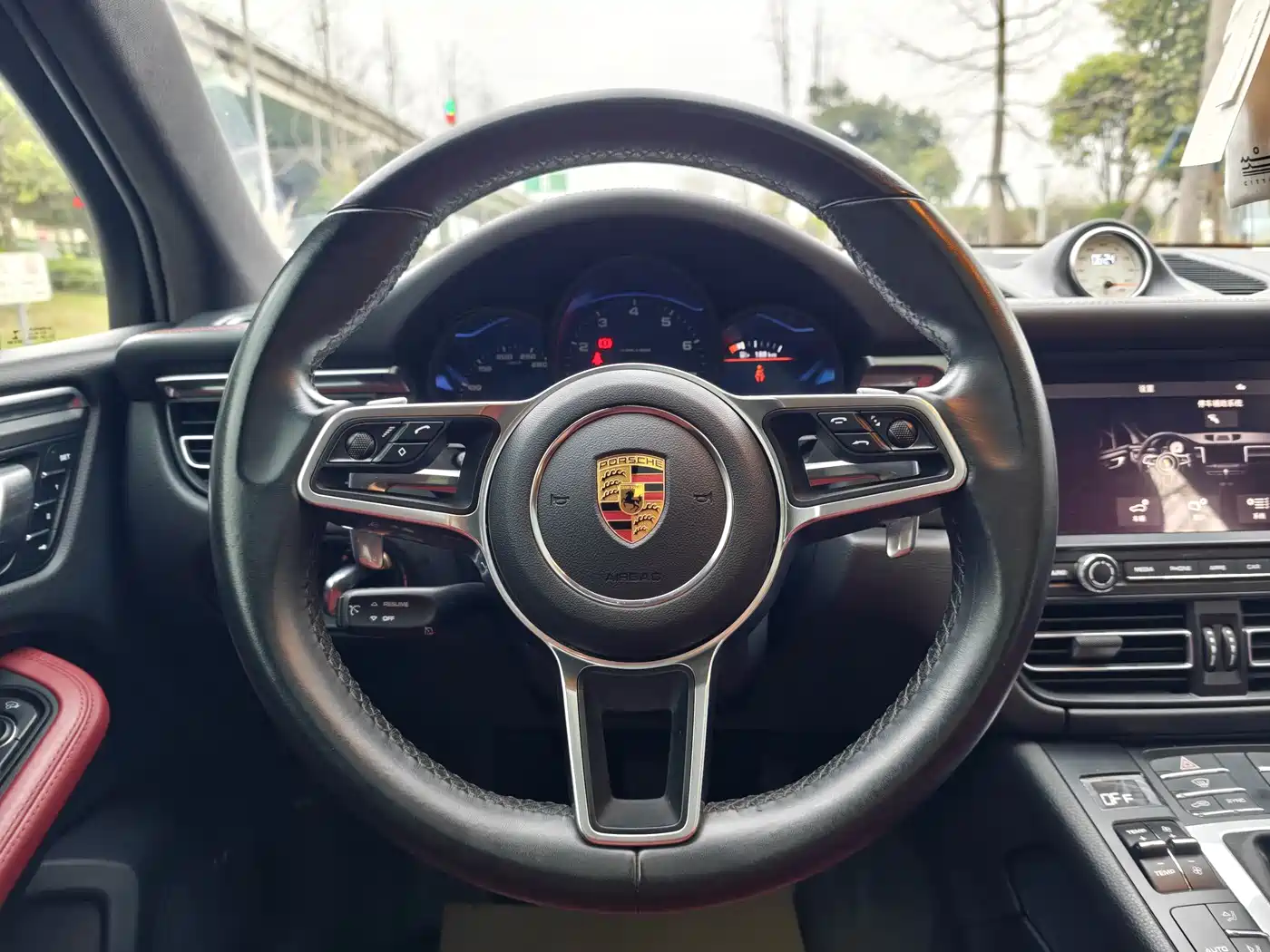 Porsche Macan 2021 Macan 2.0T фото 9