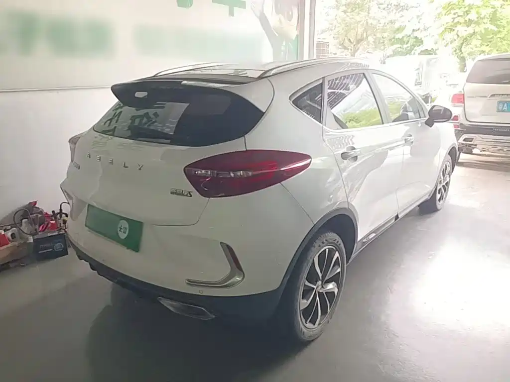 Photo 7 - Geely Emgrand GS