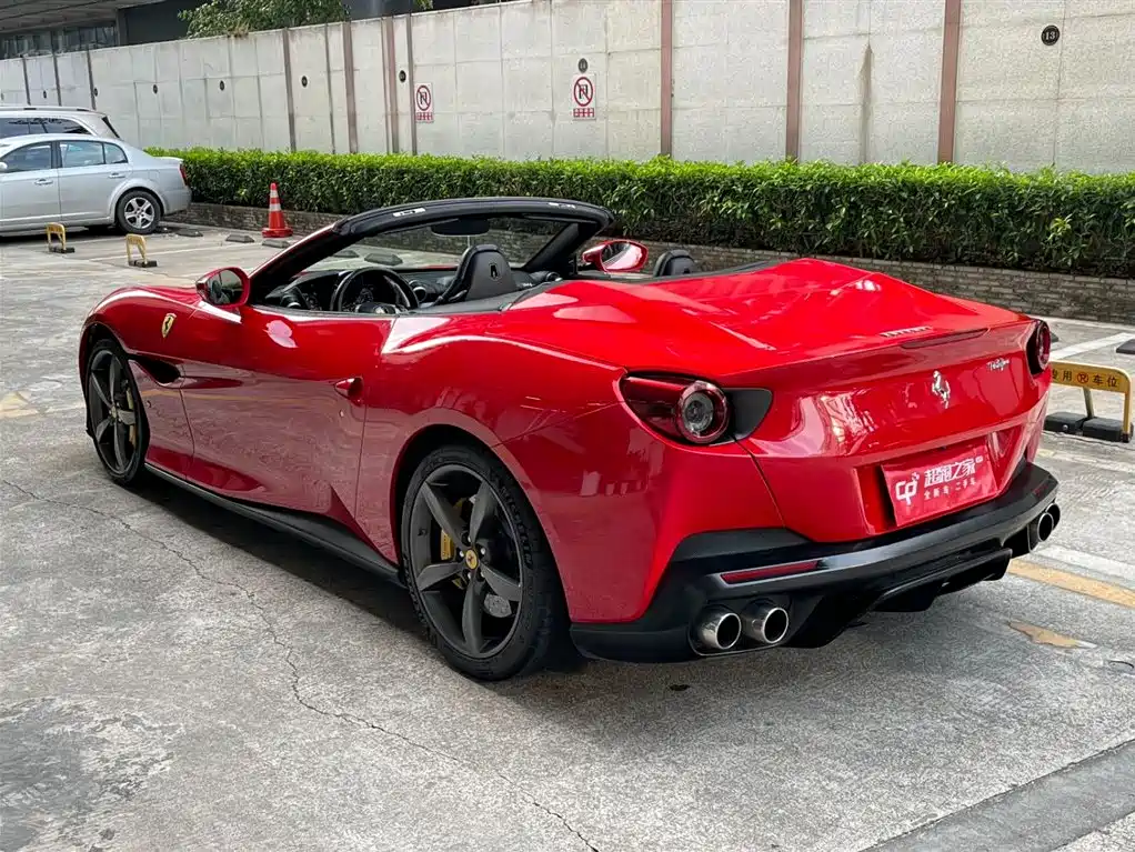 Ferrari Portofino 2019 2018 Model 3.9T
