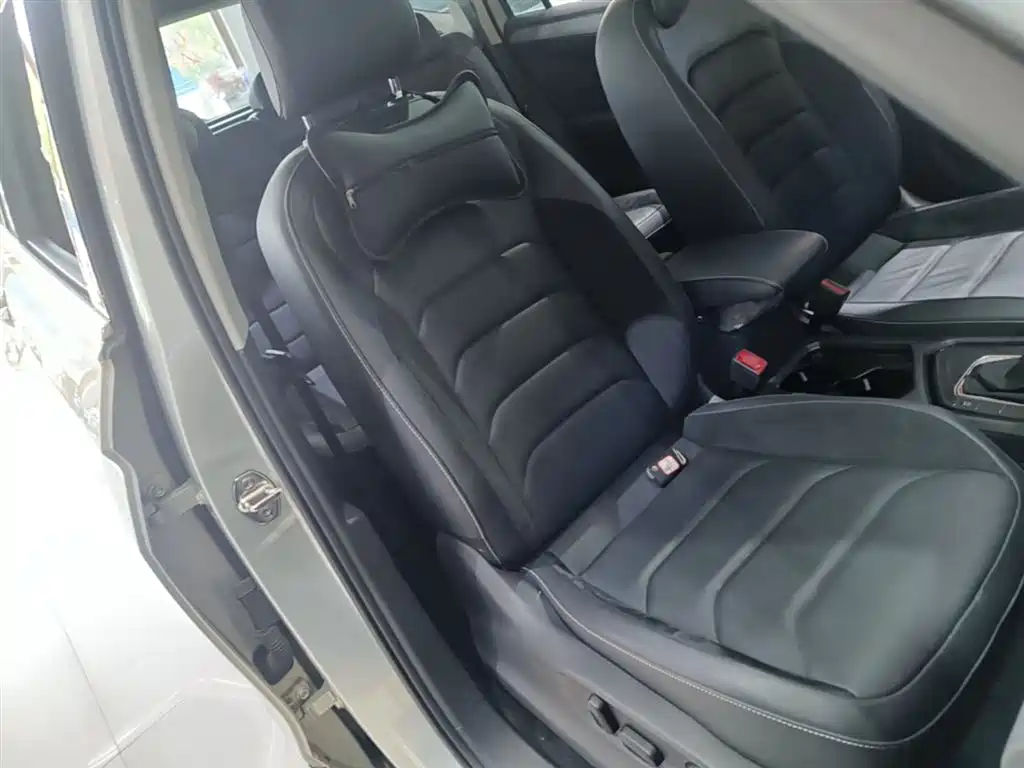 Volkswagen Tiguan L 2017 330TSI Automatic 2WD Luxury Edition фото 25