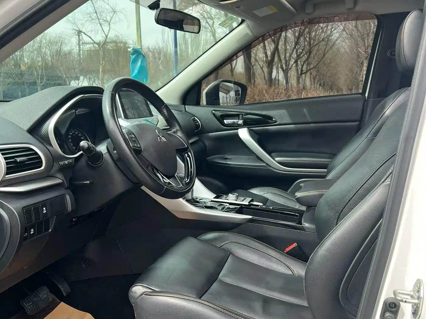 Mitsubishi Eclipse Cross 2019 1.5T CVT 2WD Dream Edition China VI фото 9