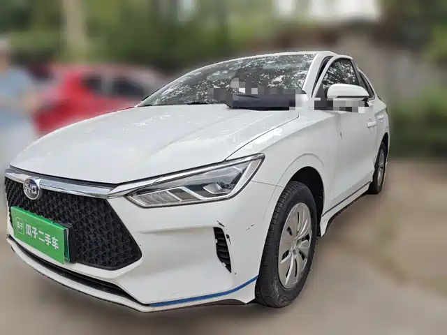 BYD e2 2021