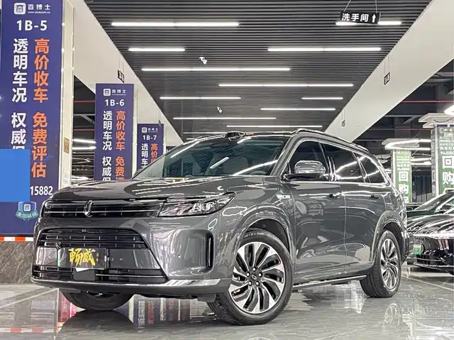 AITO Wenjie AITO M7 2024