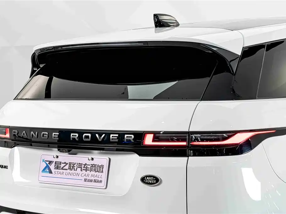 Land Rover Range Rover Evoque 2026 Range Rover Evoque L SE фото 8