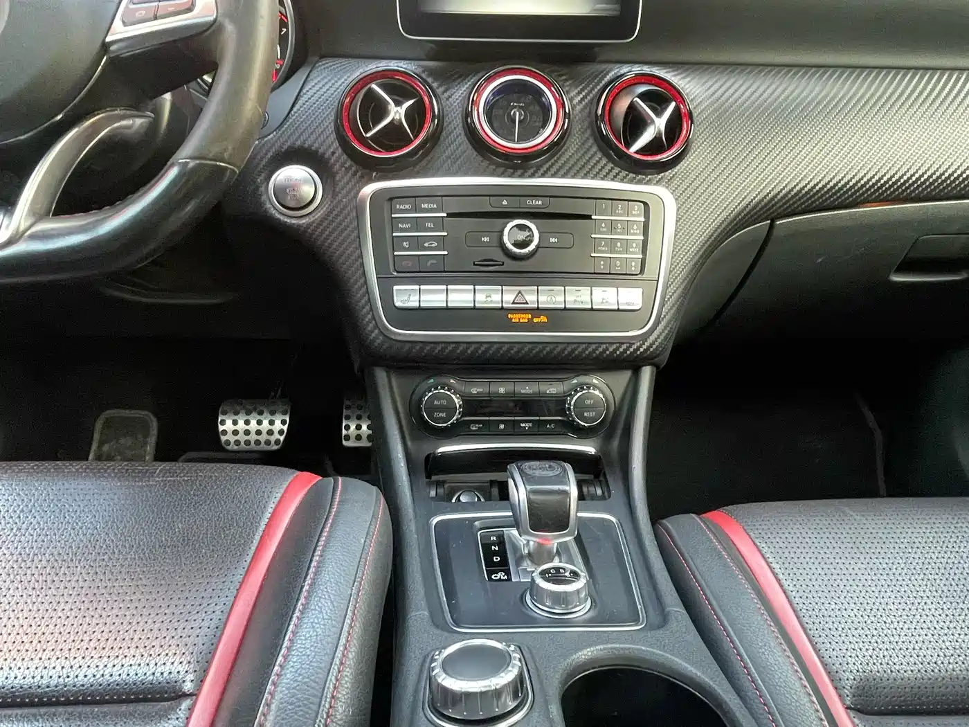 Mercedes-Benz A-Class AMG (Import) 2016 AMG A 45 4MATIC фото 6