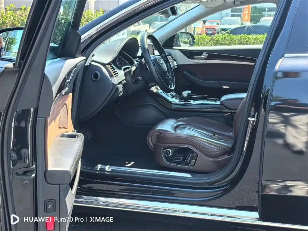 Audi A8 2013 A8L 45 TFSI quattro Luxury фото 4